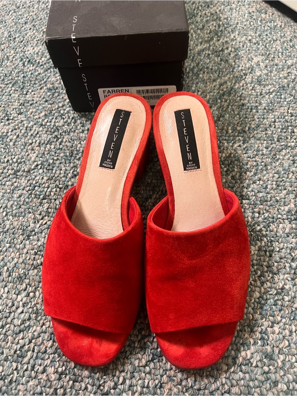Steve Madden Suede Heel